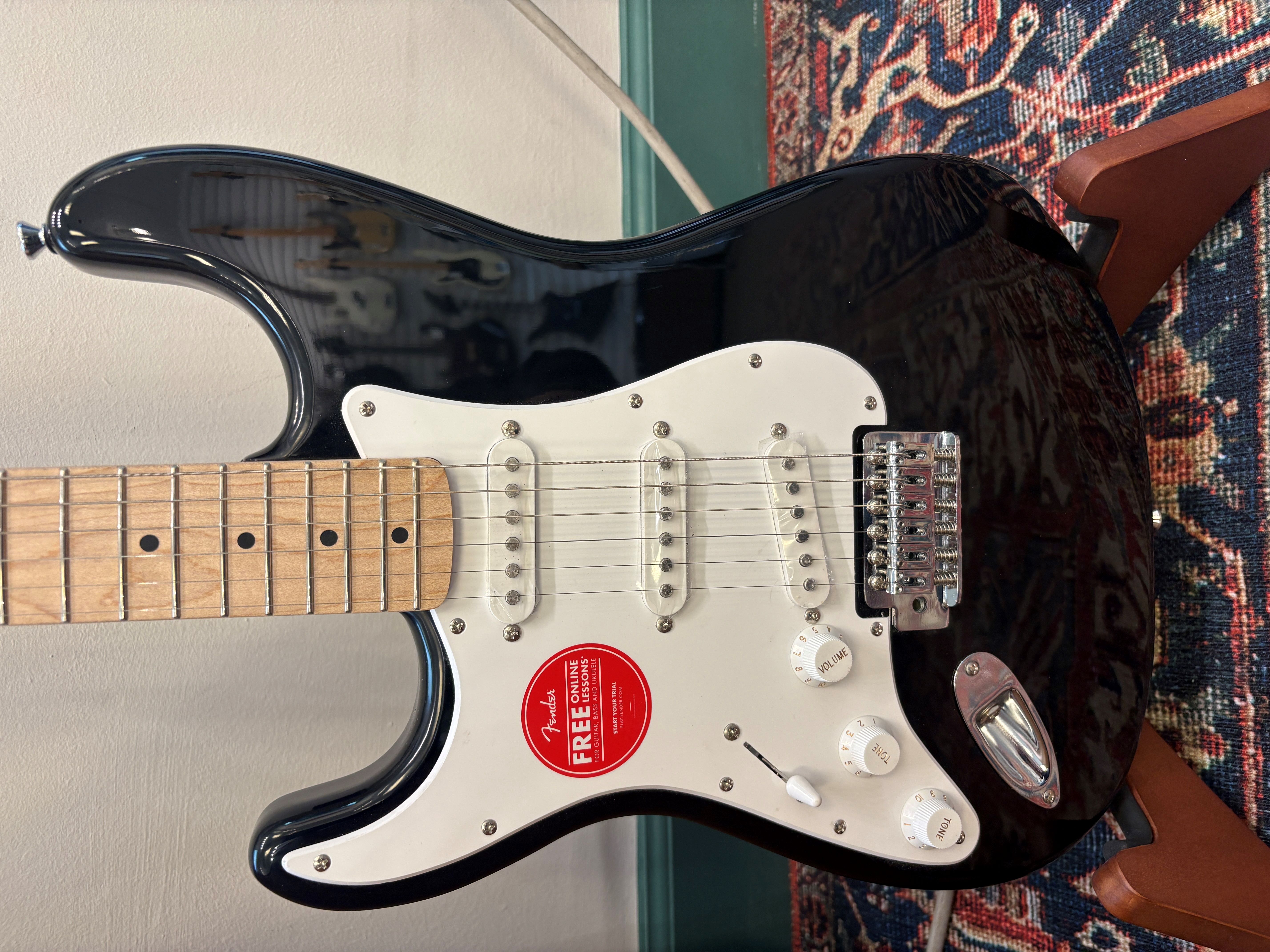 Squier Sonic LH ストラトキャスター ブラック 【公式通販】